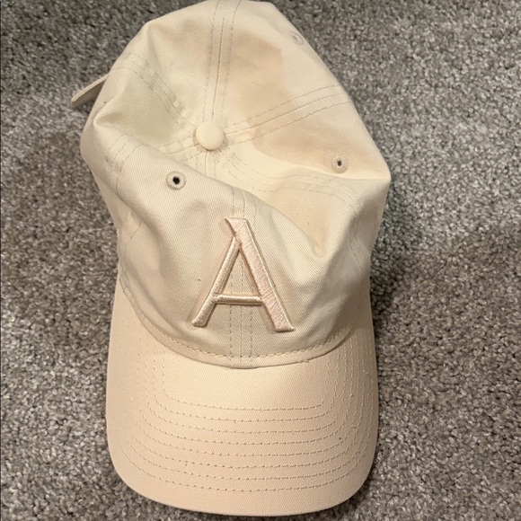 Hat - Picture 1 of 3